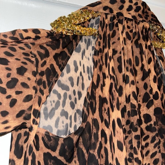 UNIF Leopard Cutout Blouse - Picture 3 of 4